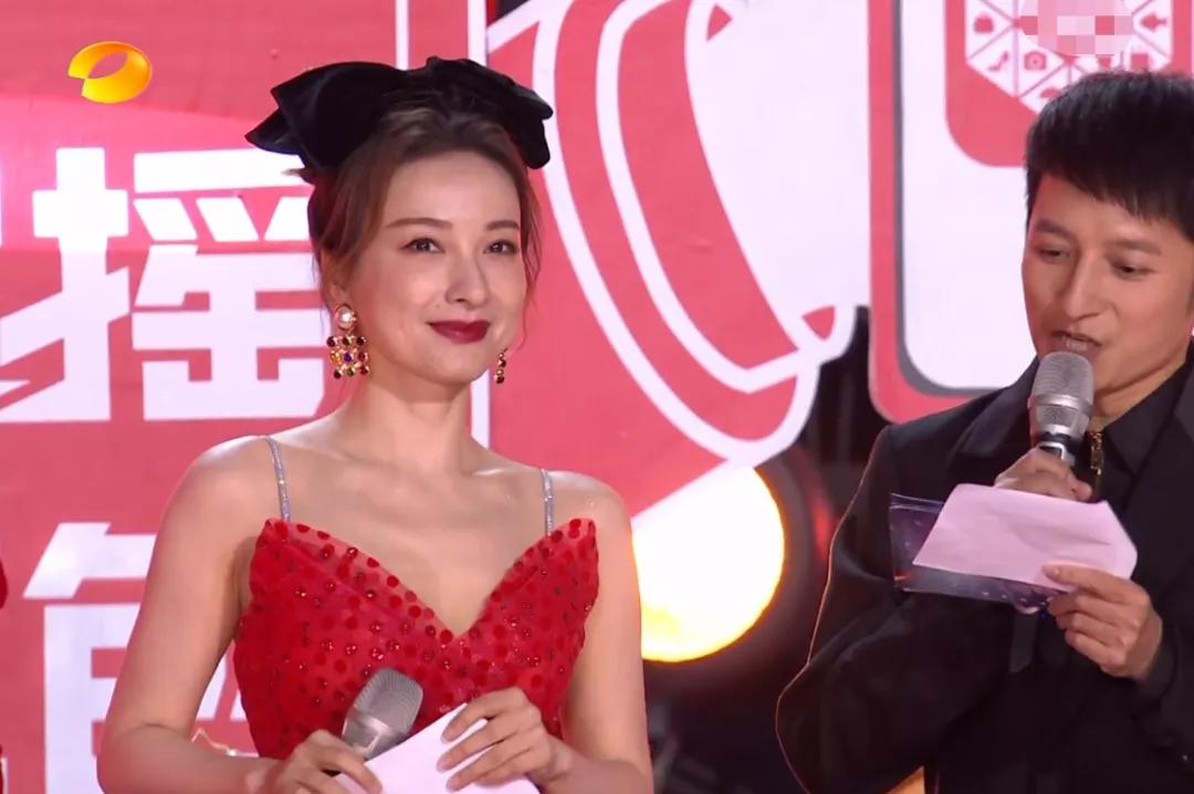 湖南跨年晚会暴露明星真实状态：谢霆锋素颜状