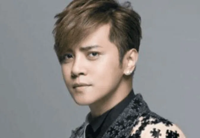 4位犯过错的明星，若选一个能够复出，你会选谁