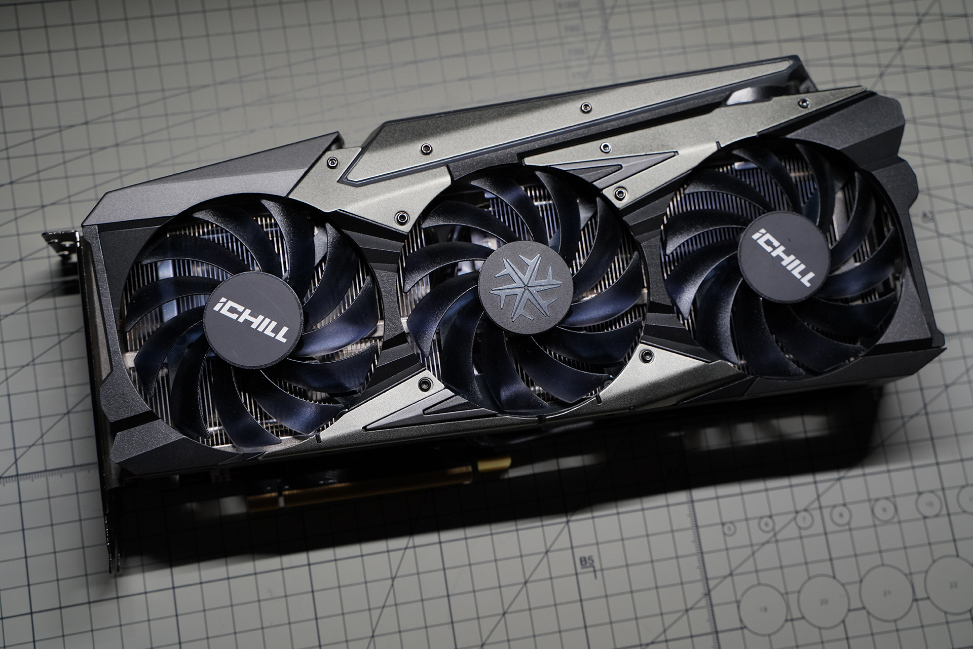 新一代2K光追游戏神器 映众RTX 3070冰龙超级版