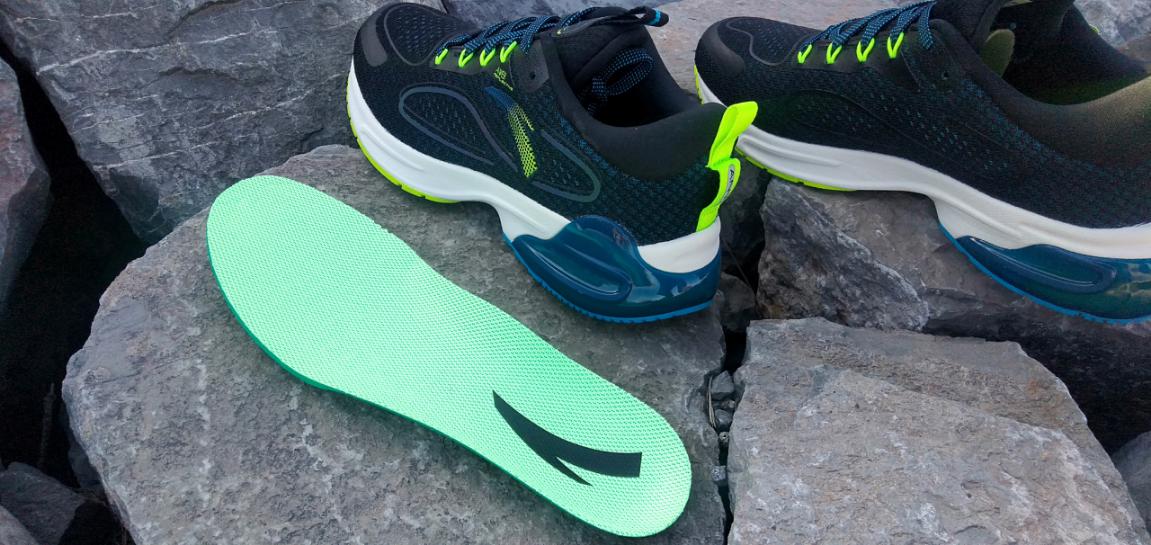 咕咚与安踏的碰撞｜支持运动大数据的国民跑鞋，创1.0深度体验