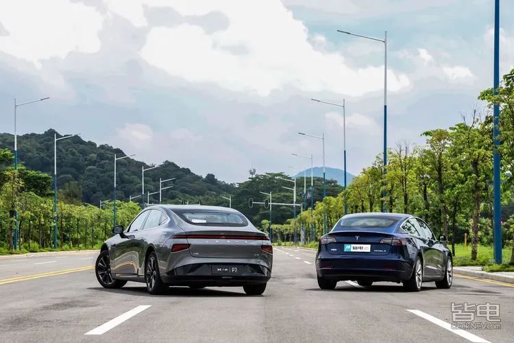 花同样的钱，买特斯拉还是买小鹏？Model 3对比P7