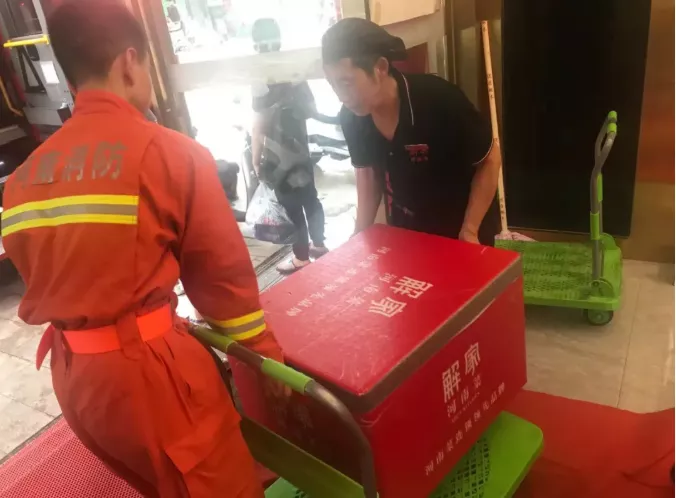 共克时艰！抗汛救援河南餐饮人汇聚磅礴力量