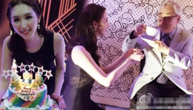 74岁富豪为24岁女友还债务，却不料女友转身嫁给小鲜肉，后来怎样