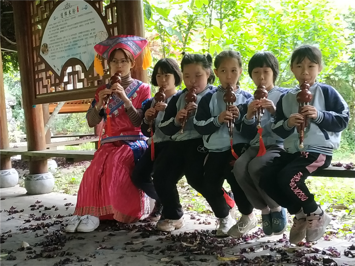 秀峰区桥头小学开展民族团结一家亲文明活动(图16)