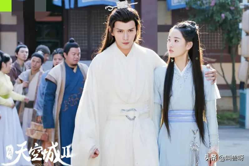 她夺走肖战荧幕初吻，前男友去世她态度冷漠，年纪轻轻绯闻不断