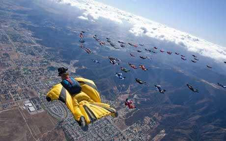 翼装飞行失联女生身亡 张家界天门山景区：降落