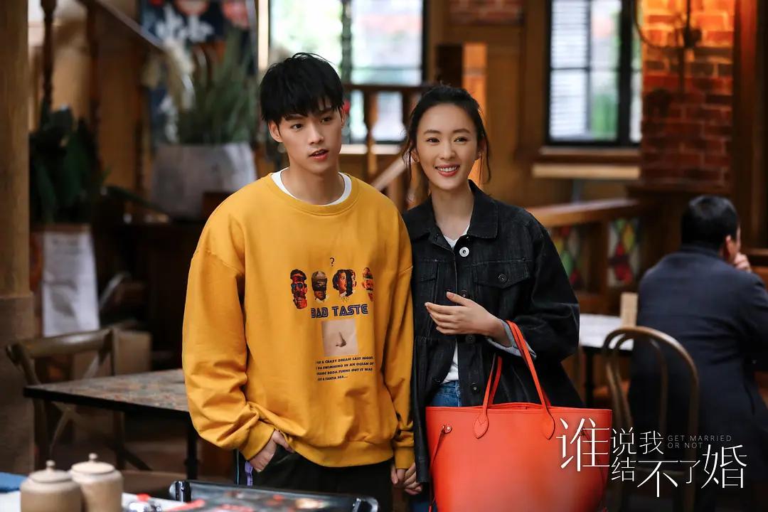 40+男星搭档年轻女星演戏：李晨勉强能看，陆毅