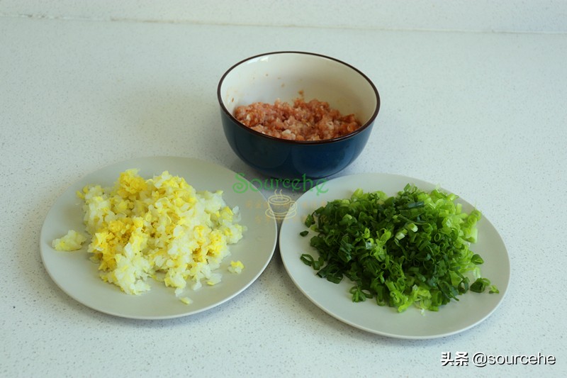 教你做生煎包，皮薄不破也不焦，包底金黃酥脆，肉嫩鮮香多汁