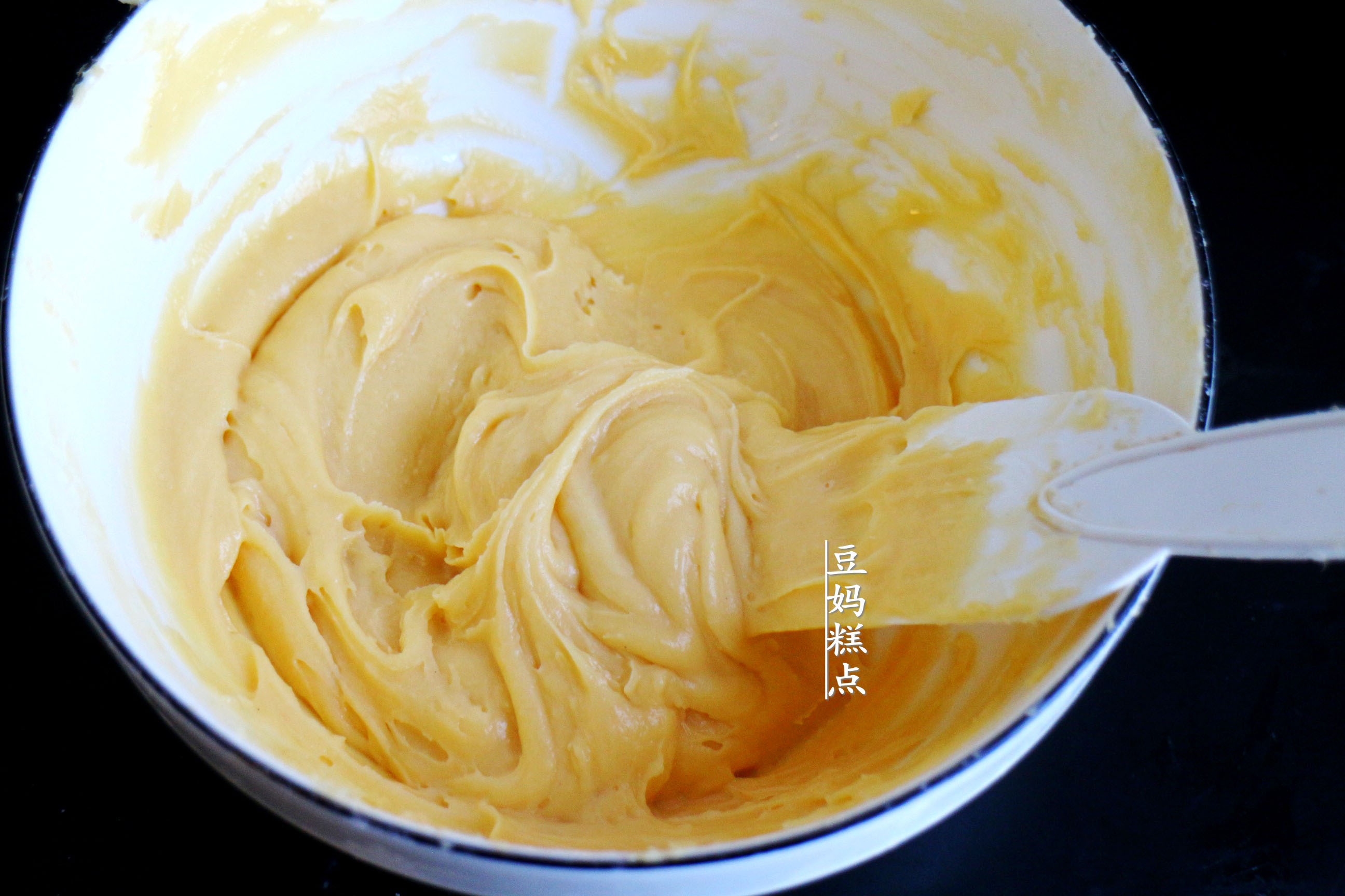 超市15元一斤的泡芙，在家10分鐘就能做一盤，給孩子吃更放心