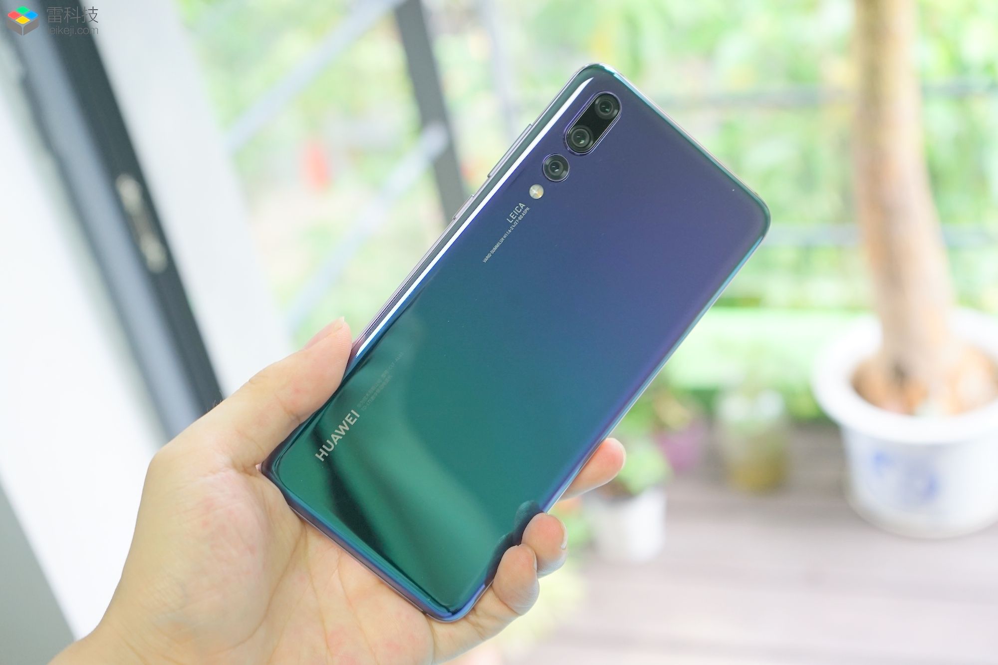 库克突然宣布！手机用户不知所措，国产厂商始