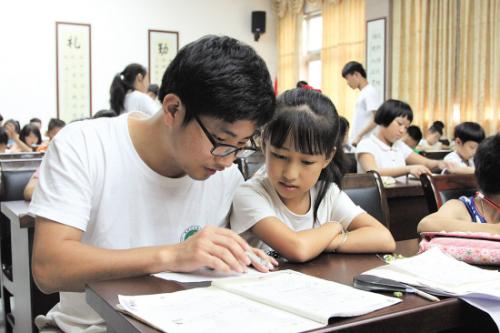 高中从不补课，坚持11点睡觉！考上北大后直言：2个细节决定成败