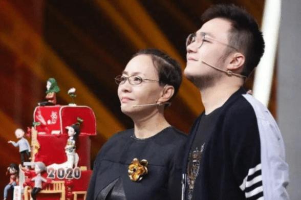 宋丹丹捧儿子没成功，陈红捧儿子也不行，她却