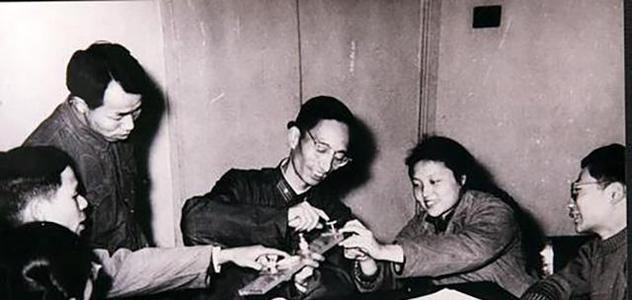 ��������ɻ���ȫ����ֻ����7�ܣ�5�ܻ���һ���й���������