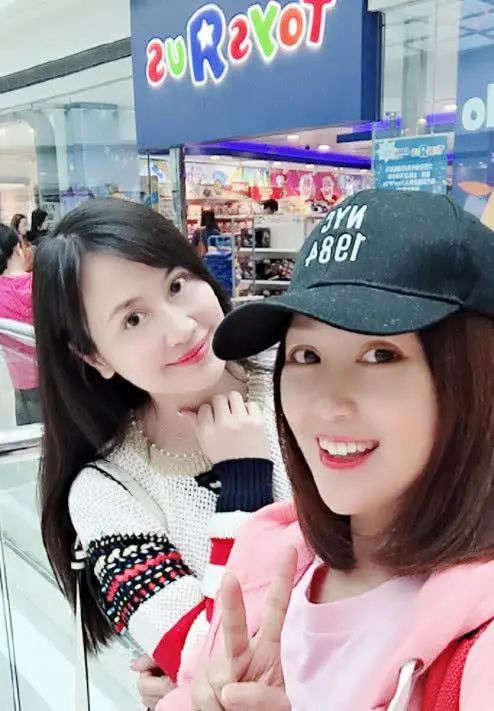 《鹿鼎记》10位主演近况：男三离婚4次，“二老