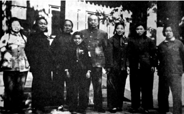 彭德怀含冤去世后，浦安修过得如何？不以彭总