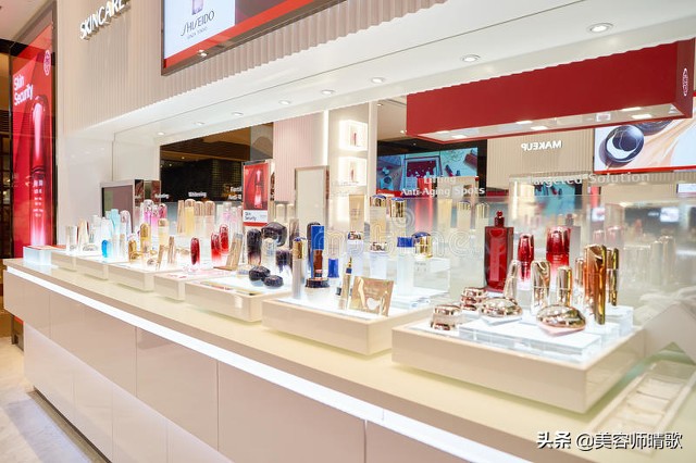 30歲+抗老精華: 小棕瓶、小黑瓶、SKII、紅腰子，到底選哪個好呢？