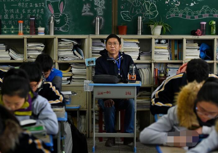 北大教授“吐槽”学渣女儿火了，相比下，“疯魔鸡娃”父母才可怕