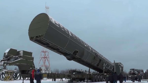全球最强导弹即将服役，一枚就能瘫痪美本土，美国不敢越雷池半步