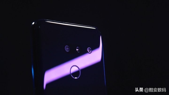 真香吗？也许是 LG G 系列绝唱，LG G8 深度体验