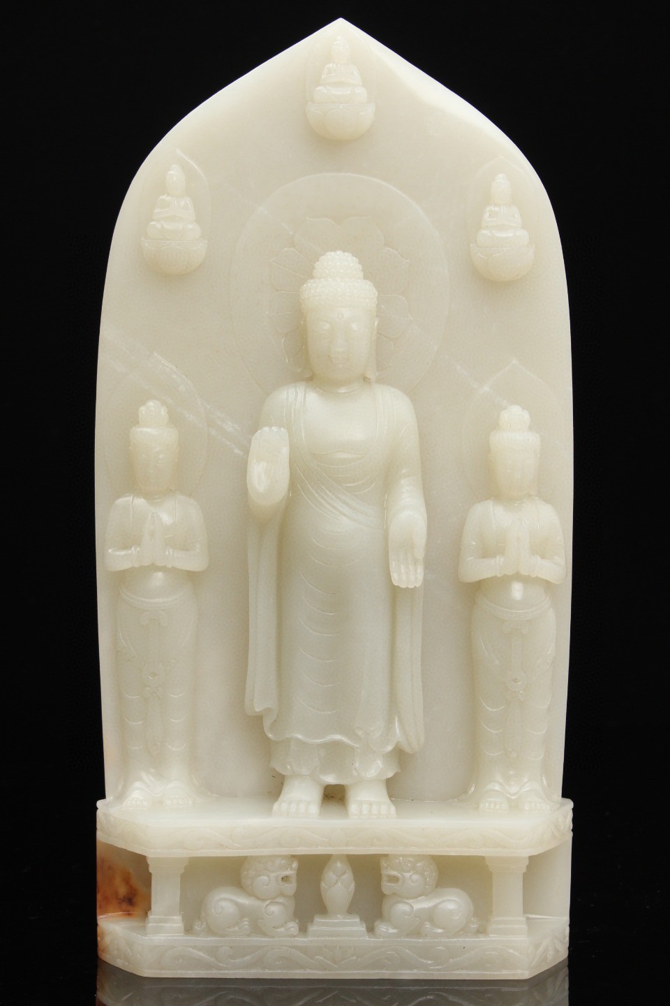 ��κ������Ħ���