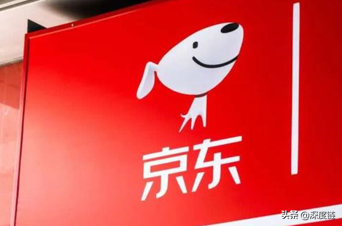 面对阿里和拼多多的围剿，京东强忍愤怒，只因