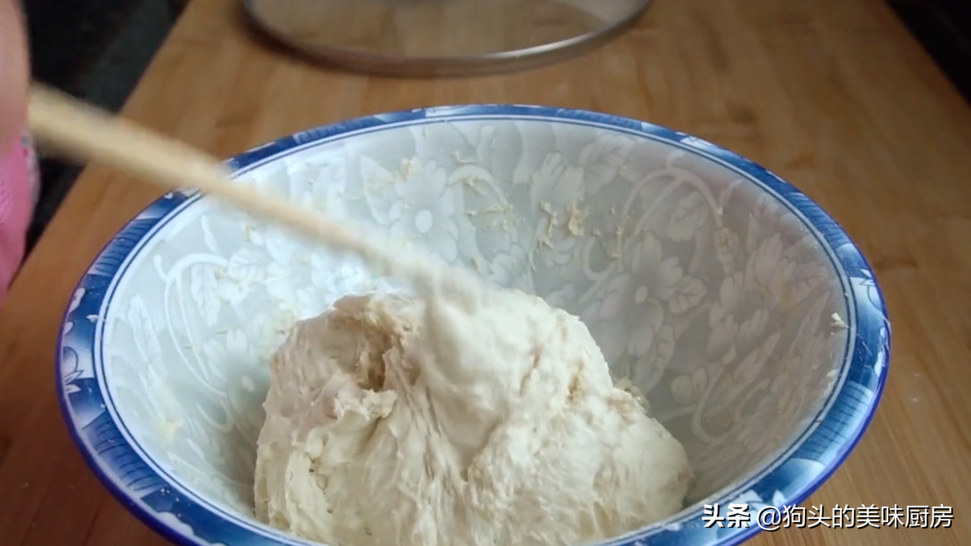 手抓餅家常做法，不用揉麵，外酥裡軟，和外面賣得一樣好吃