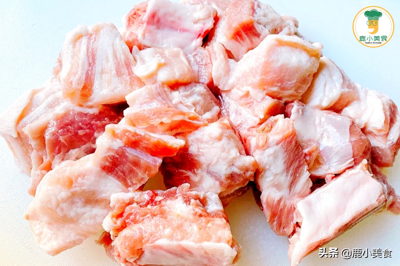 年夜飯，寓意“鴻運當頭”的紅燒肉，不焯水做法，肉嫩醬濃不肥膩