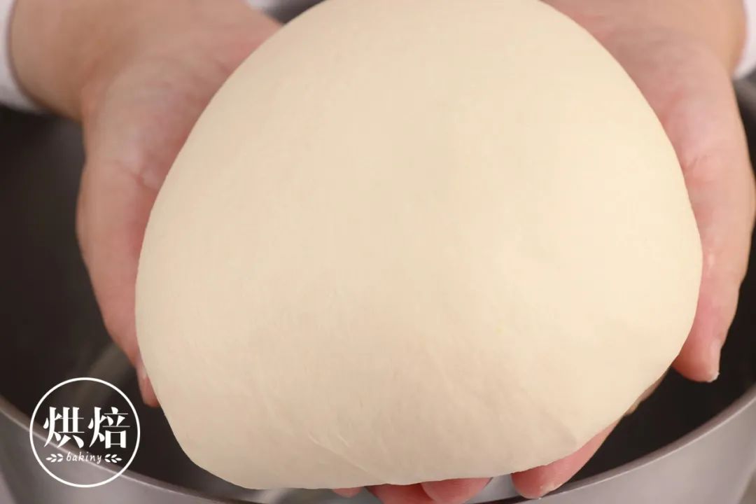 土豆加入面包 快速揉出手套膜 面包放三天都不老化 神奇