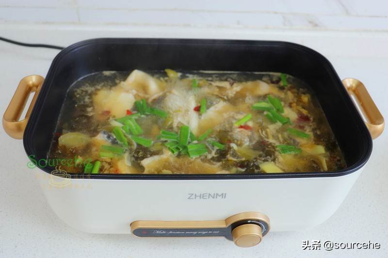 立冬之後就饞這一鍋，酸辣脆爽，連湯汁都好喝，熱乎乎很暖胃