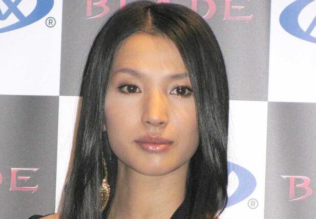 悲剧 日本女星芦名星在家去世 年仅36岁疑似自杀 沐沐猪美女主播八卦网