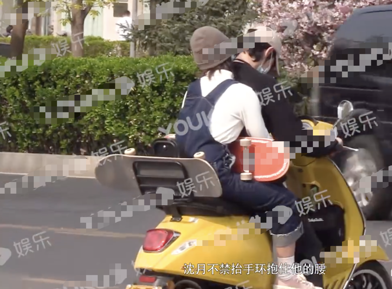 沈月戀情疑曝光，與《小美好》男配孫寧牽手，甜蜜互動像偶像劇