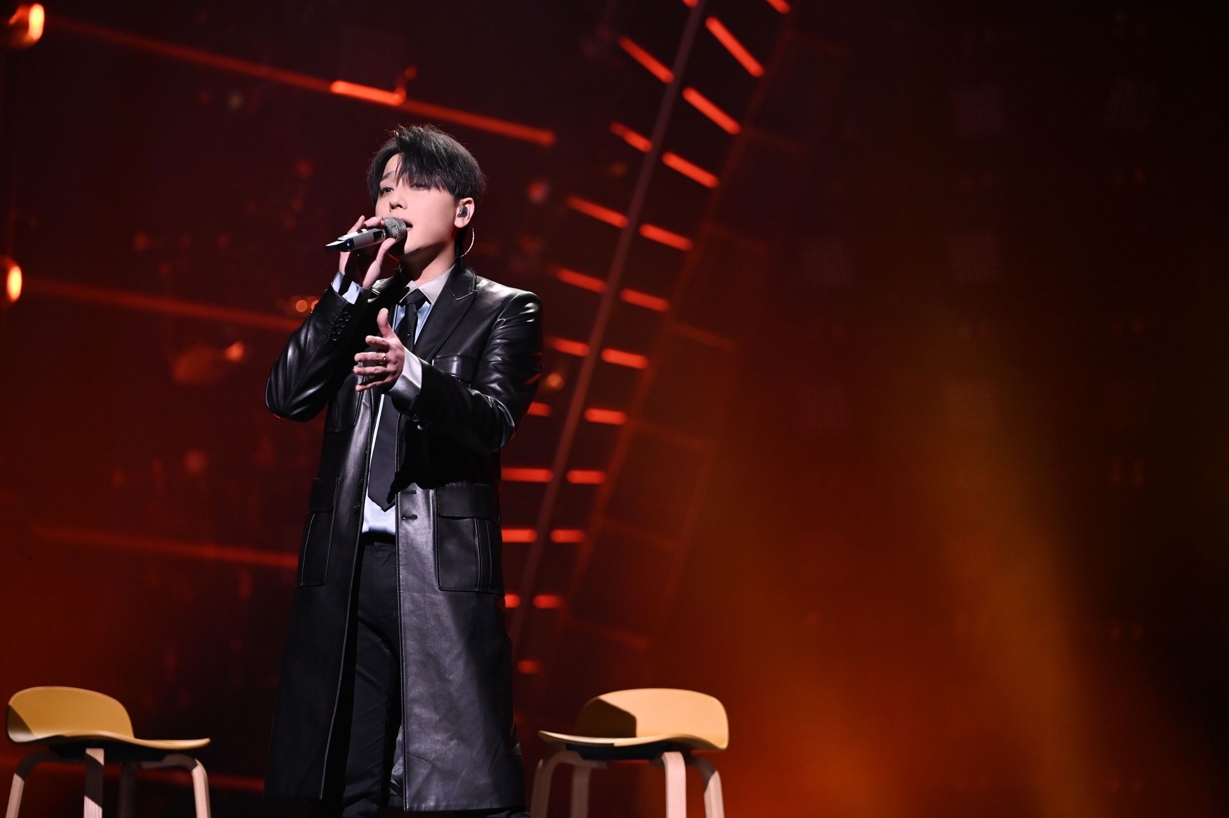 趙泳鑫回歸《天賜的聲音》傾情演繹奉上完美彈唱舞臺(tái)