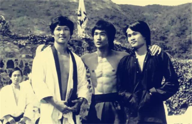 香港12位“叔”字辈大咖：邵逸夫地位最高，林正