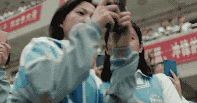 岳云鹏被霸凌的那些年：被曹云金按在台上暴揍