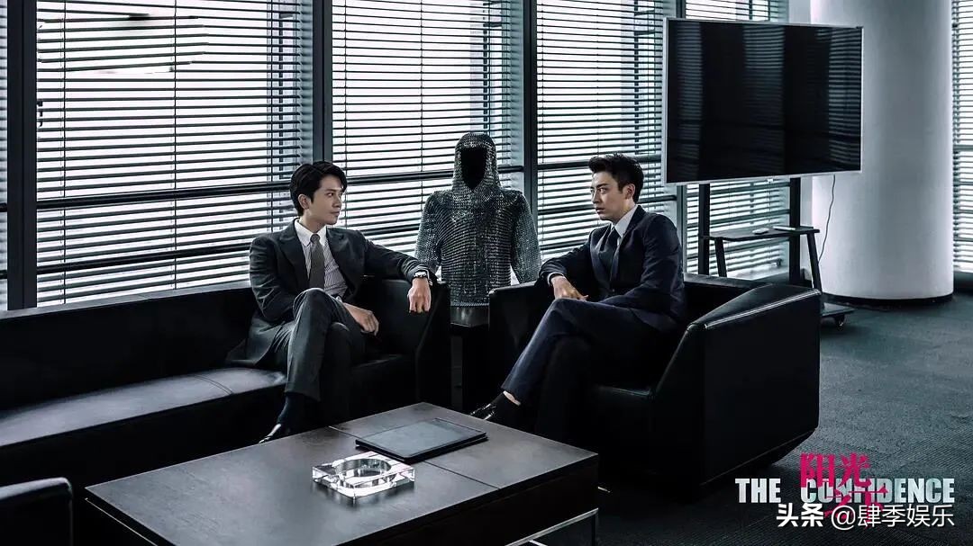 看似|阳光之下：看似封潇声为要挟柯滢机关算尽 其实他才是全剧中最惨的人