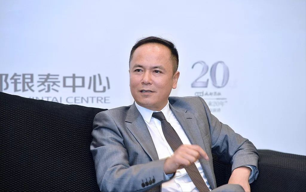 从马云手中赚走200亿，他还娶了女明星，更是坐拥39座大厦