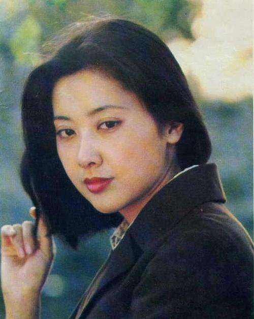 “女兒國王”朱琳的紅塵癡戀