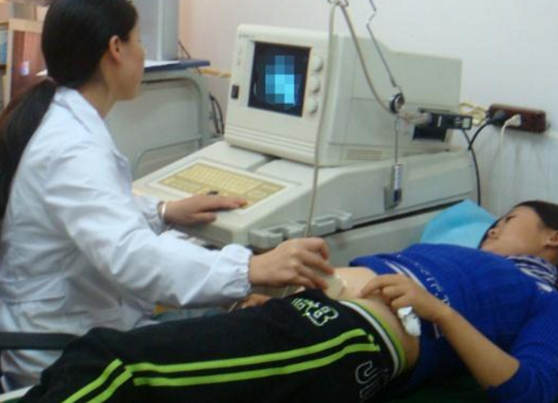 为什么在做B超之前，医生会在肚子上抹一层透明的胶体？涨见识了
