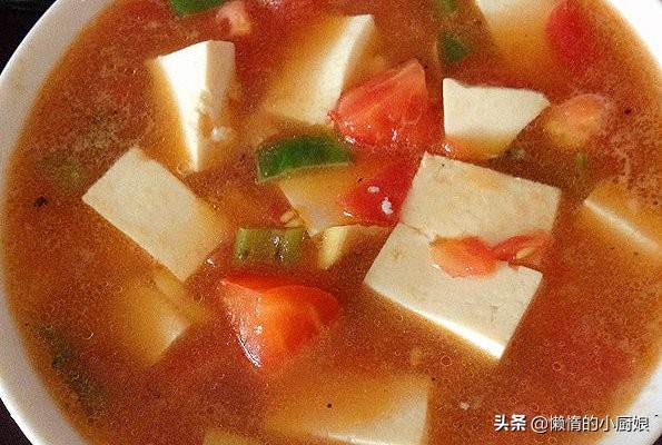 Fresh and delicious egg tofu soup, you can’t help but drink a few more bowls for dinner