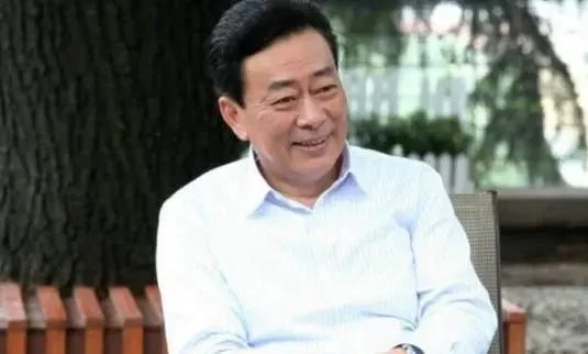 一婚娶上海文艺美女，二婚娶初恋高中同学，如