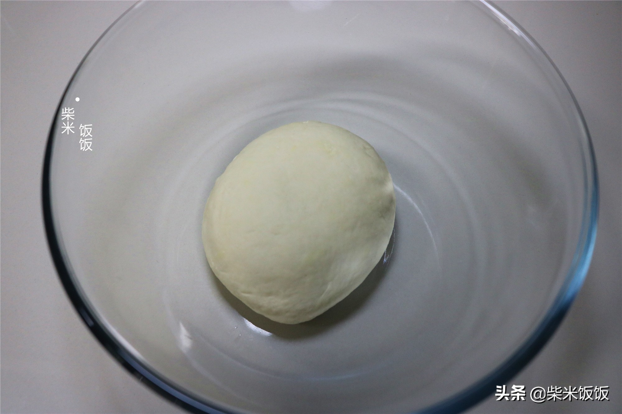 餛飩的家常做法，從擀皮到調餡全教你，湯鮮肉香，太好吃了