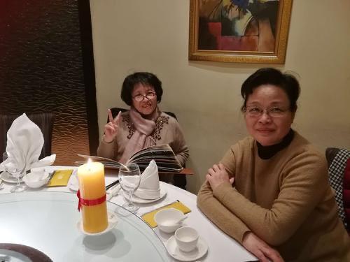 30岁保姆因仰慕70岁雇主，不顾一切要跟雇主结婚