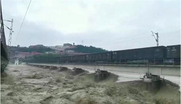 四川遭遇“百年一遇”大洪水，2020，地球这是怎么了？