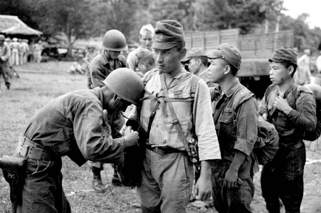 如果日本坚决不投降，会是什么结果？前线饿死士兵，后方饿死百姓