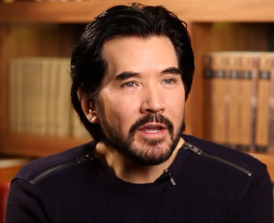 34年前春晚爆红后又去了美国发展，费翔现在过得