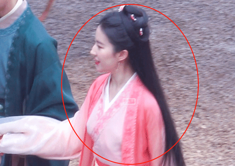 " dream Hua Lu " pass a road to appear again, yi Fei of Chen Xiao Liu pulls a hand to illuminate, her fairy of modelling of woman pink garment