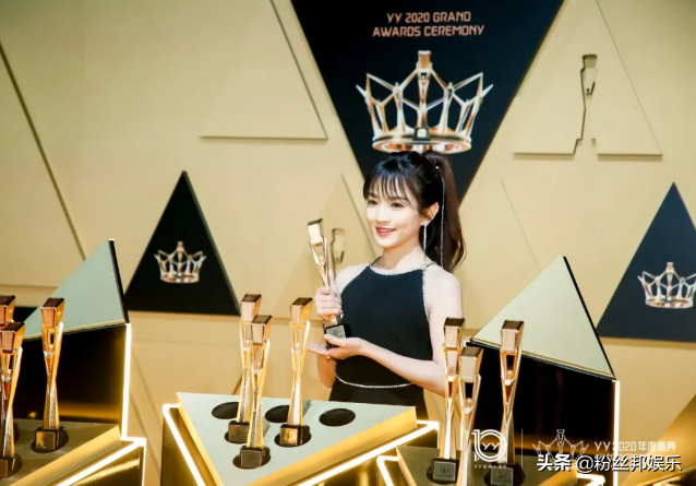 文儿网红“造星”梦失败，这一路全是质疑否定