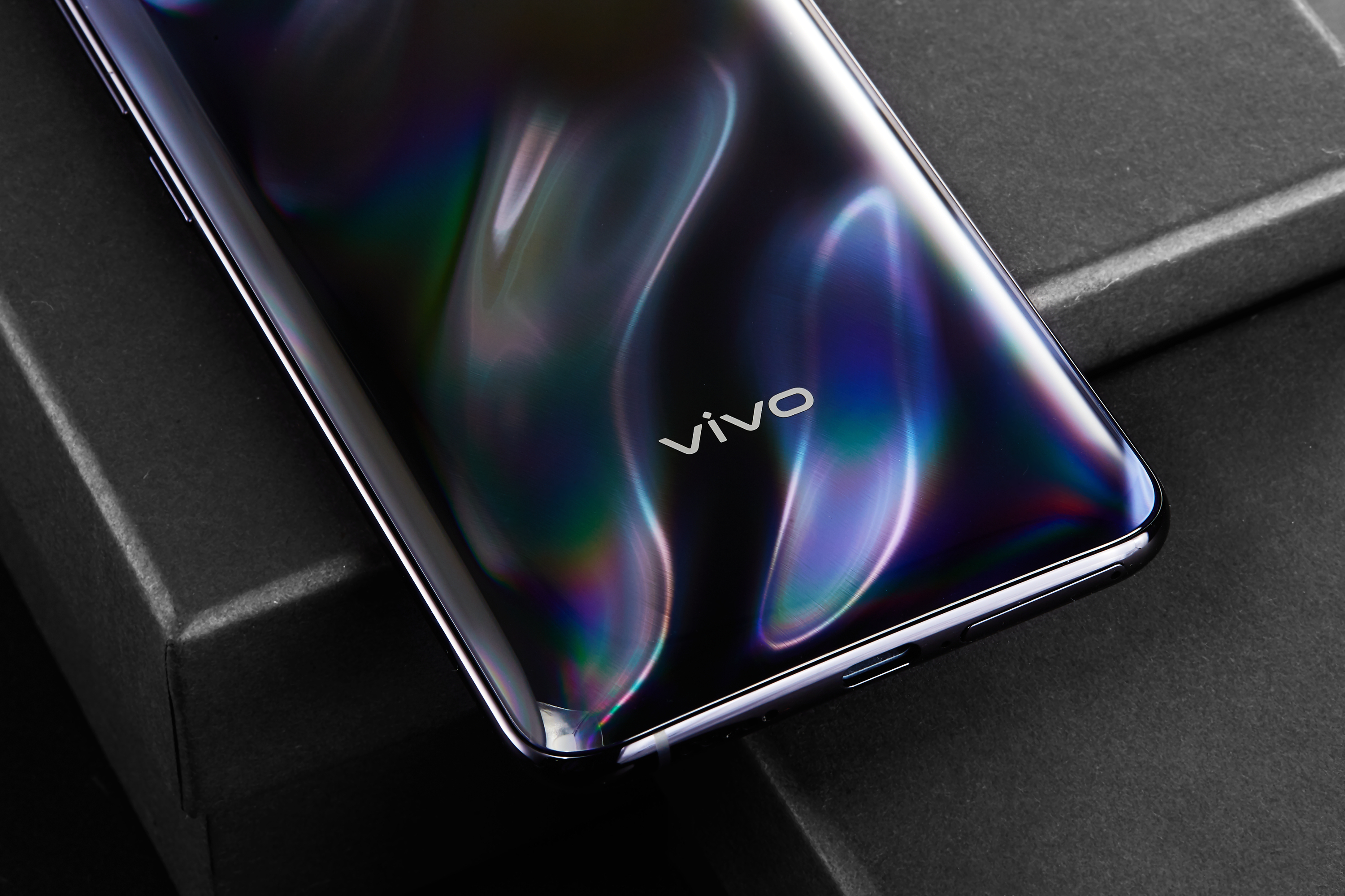 珍珠黑是什么颜色（vivo X27 Pro珍珠黑图赏）