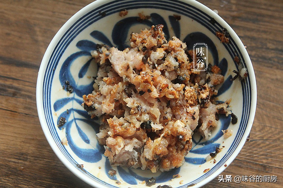 秋天吃秋葵正当时，这样做鲜嫩入味，好吃不腻，给大鱼大肉都不换