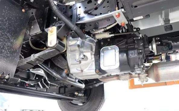 强动力、装载多、驾驶灵活，城市运输还得看顺